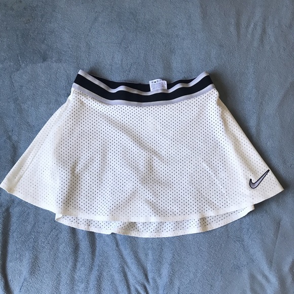 Nike Dresses & Skirts - Nike Tennis Skort